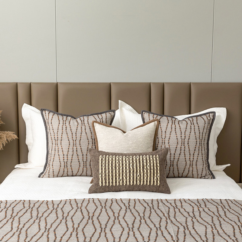 Luxury Lifestyle Boutique - Luxe Lifestyle Boutique Lumbale Kussenhoes Gebogen